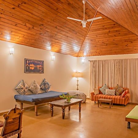 Western Edge Kasauli !Lawn! Bonfire! Peace! Pvt Villa ! 외부 사진